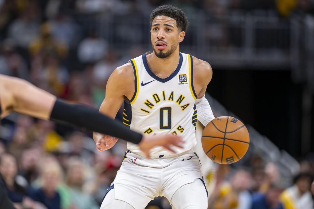 杰明末节15分！全场怒砍23分9篮板双双刷新生涯新高